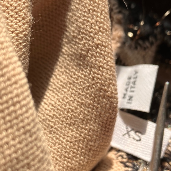 FRANKIE MORELLO OFF THE SHOULDER ITALIAN KNIT - Picture 5 of 13